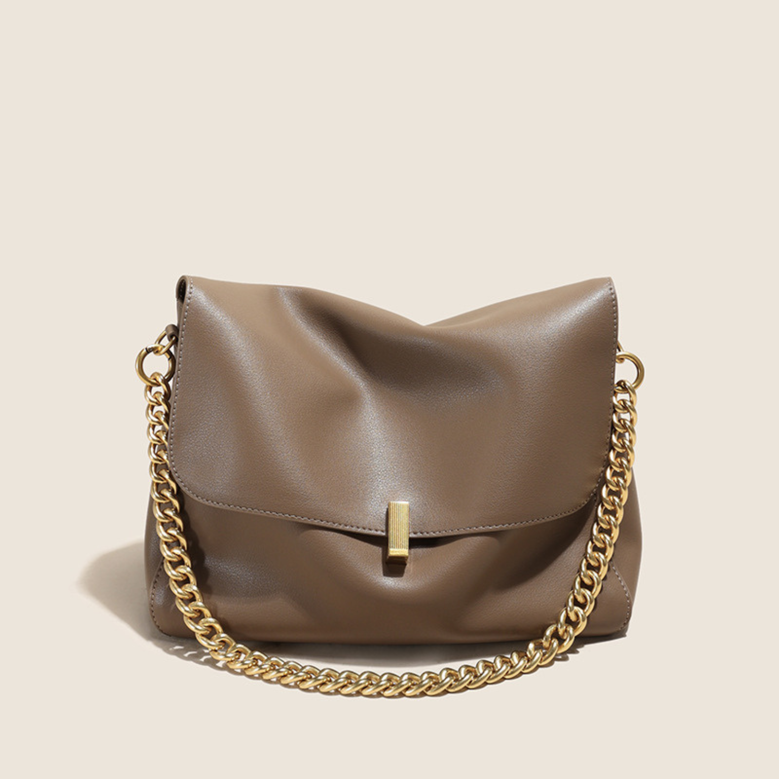 Bolsa Mirabella – Bolsa de couro feminina tiracolo com corrente
